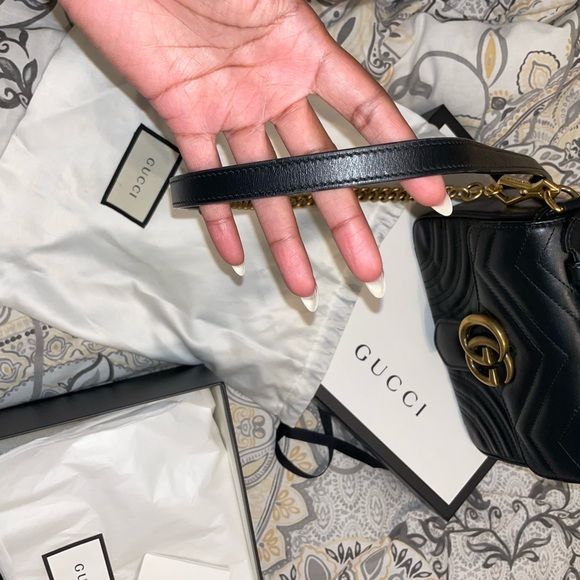 Gucci Crossbody - Picture 9 of 10